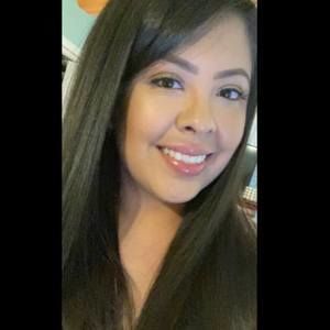 Meet your Posher, Larisa